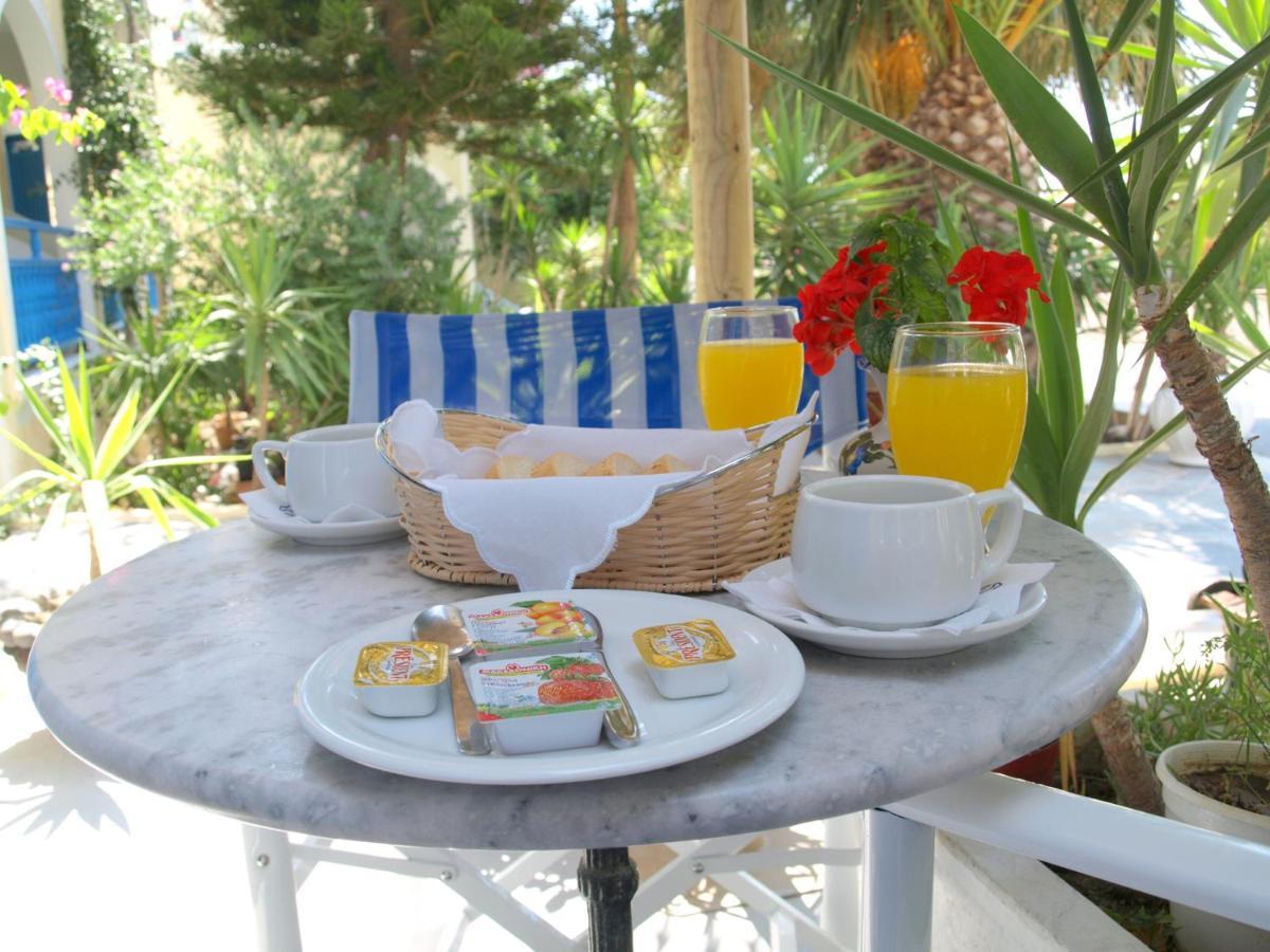 Hotel Zeus Kamari  Luaran gambar