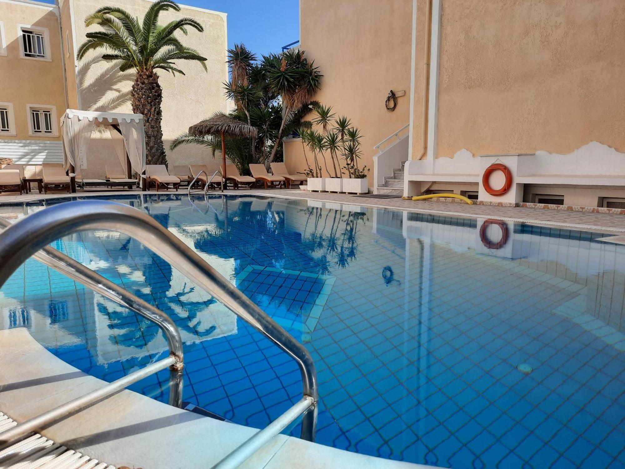 Hotel Zeus Kamari  Luaran gambar